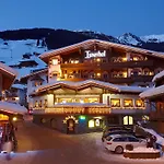 Alpin Tuxerhof 5* 턱스