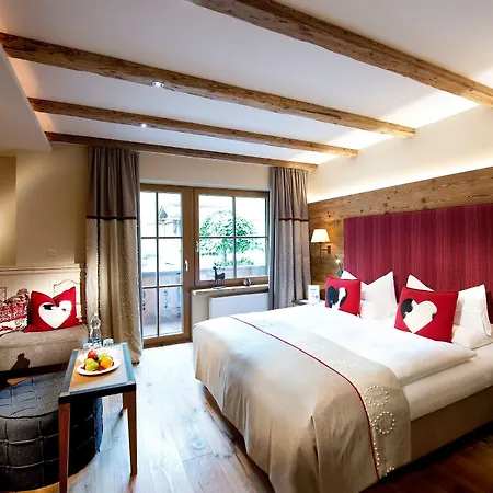 Alpin Tuxerhof Hotel 5*