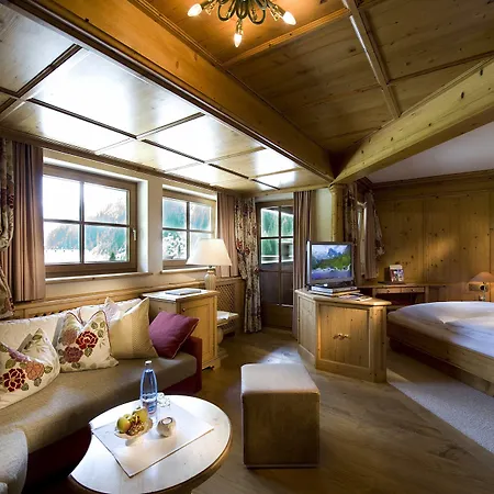 Alpin Tuxerhof Hotel