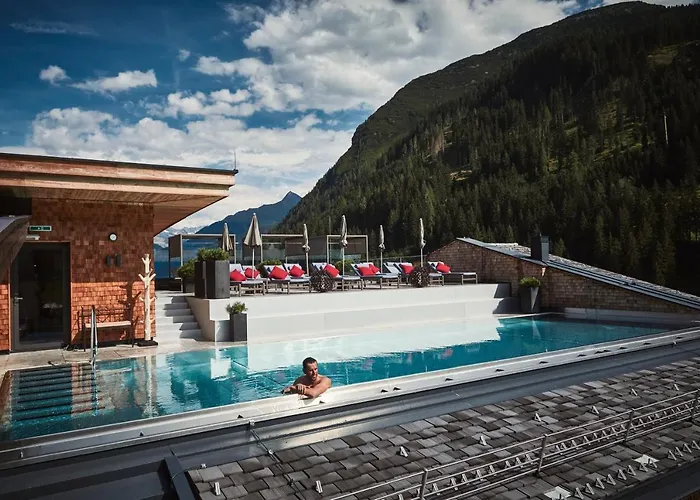 فندق Alpin Tuxerhof 5*