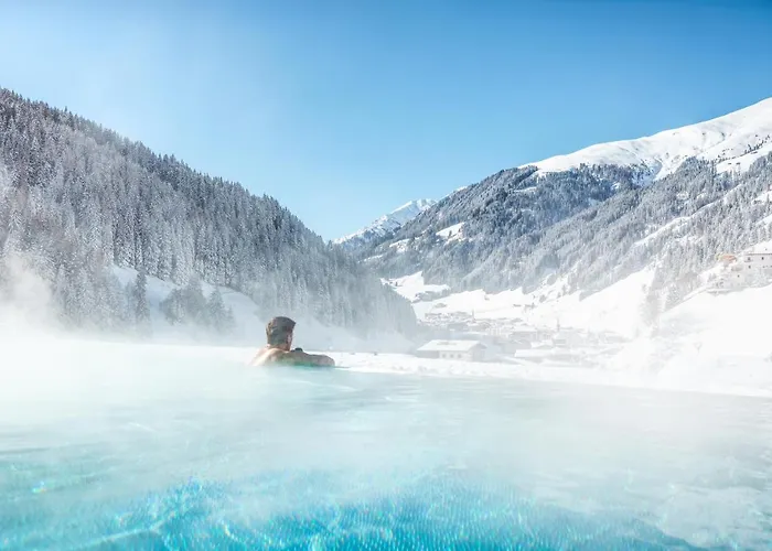 Alpin Tuxerhof فندق