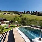 Hotel Alpin Tuxerhof 5*