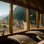 Alpin Tuxerhof Hotel 5*