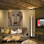 Hotel Alpin Tuxerhof 5*