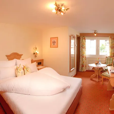 Hotel Alpin Tuxerhof Tux