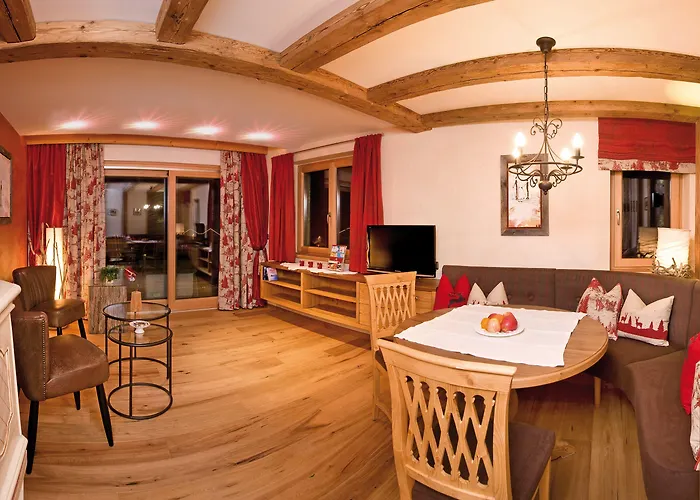 Отель Alpin Tuxerhof 5*