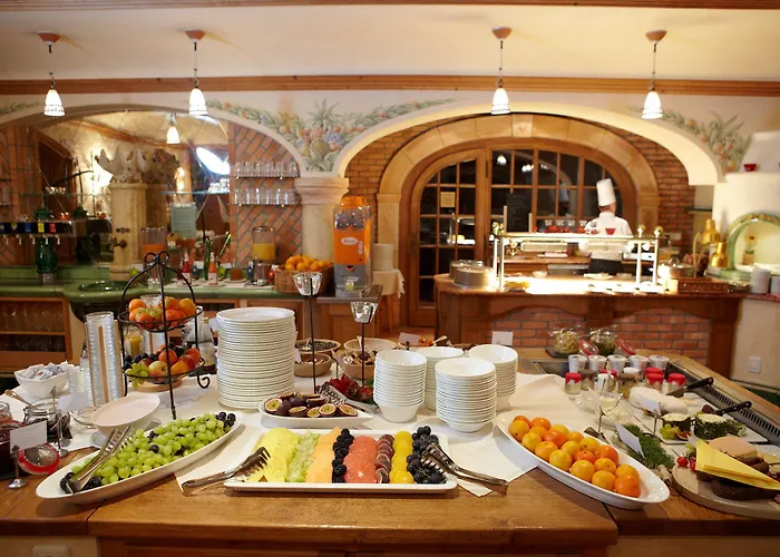 Alpin Tuxerhof Тукс